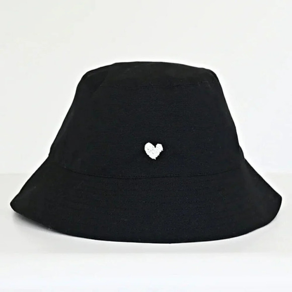 Kerri Rosenthal Women's Bucket Hat Heart In Black Cotton - O/S (MSRP $128) - Picture 1 of 7